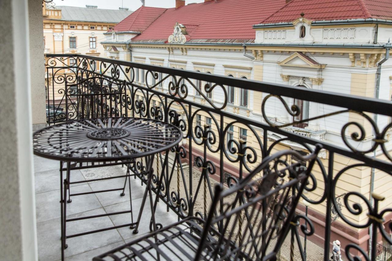 Elite Loft Apart Коломия Екстериор снимка