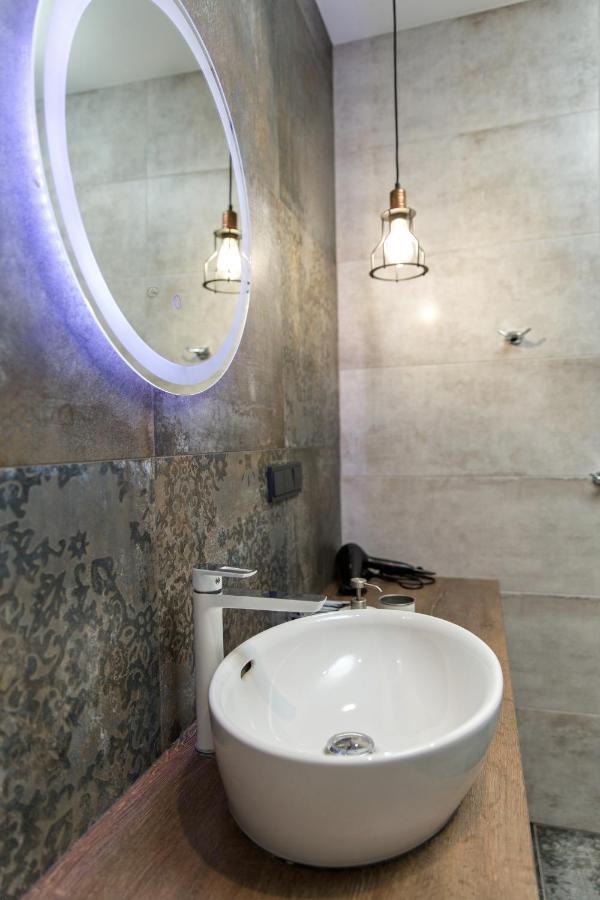 Elite Loft Apart Коломия Екстериор снимка